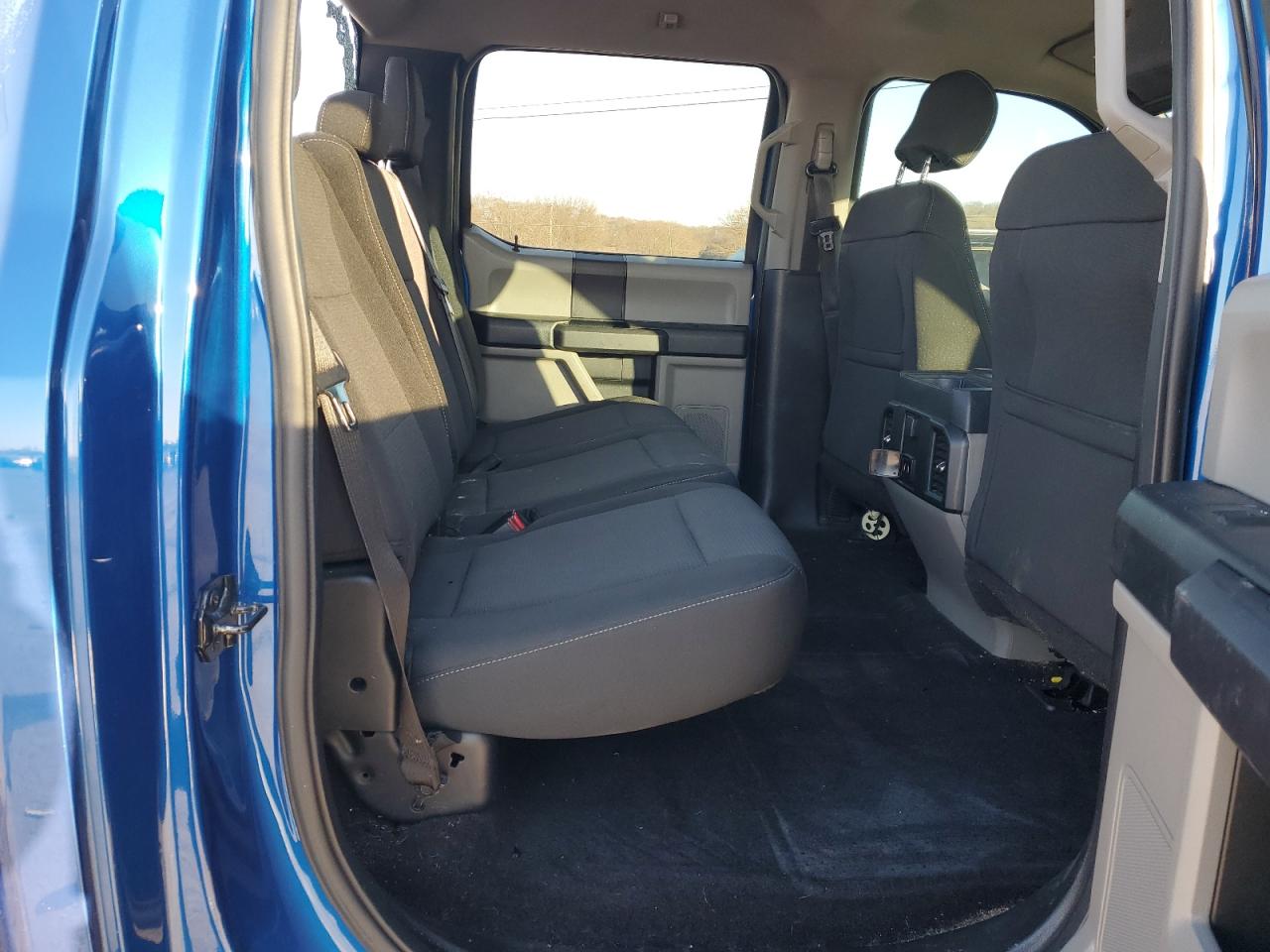 2017 Ford F-150 - Image 10
