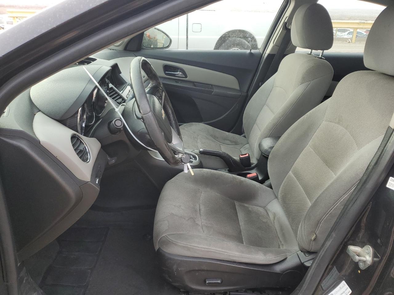 2014 Chevrolet Cruze - Image 7