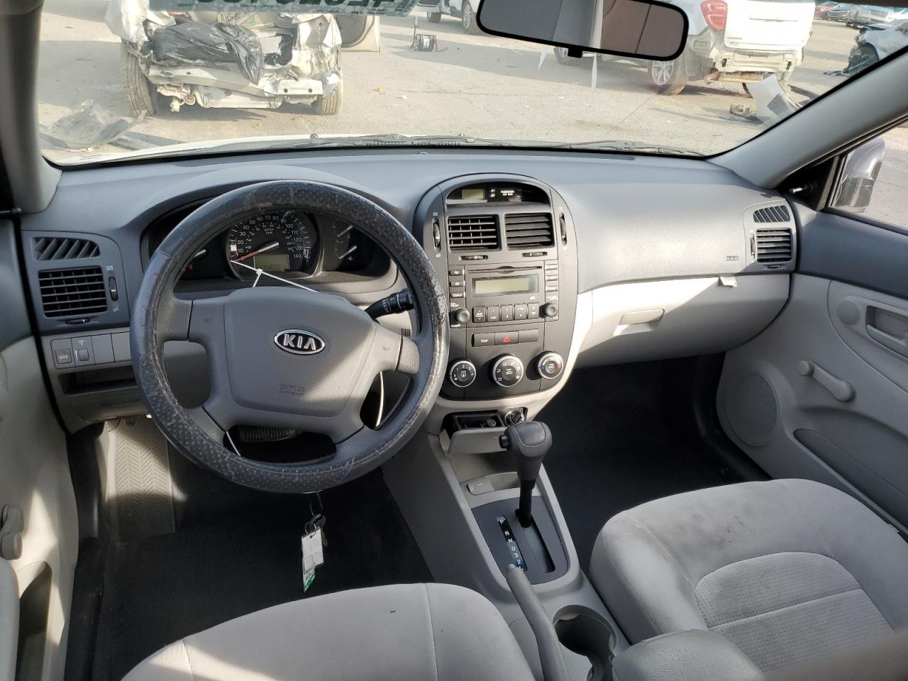 2009 Kia Spectra - Image 8