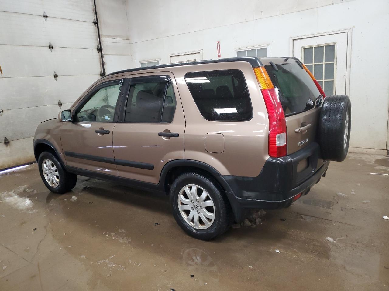2002 Honda CR-V - Image 2