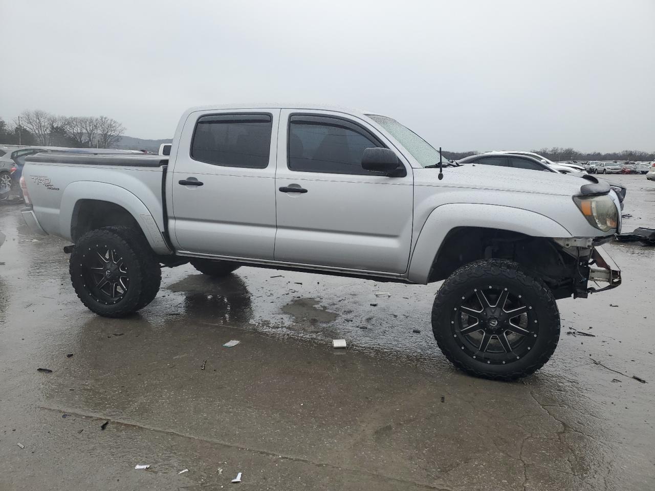 2011 Toyota Tacoma - Image 4