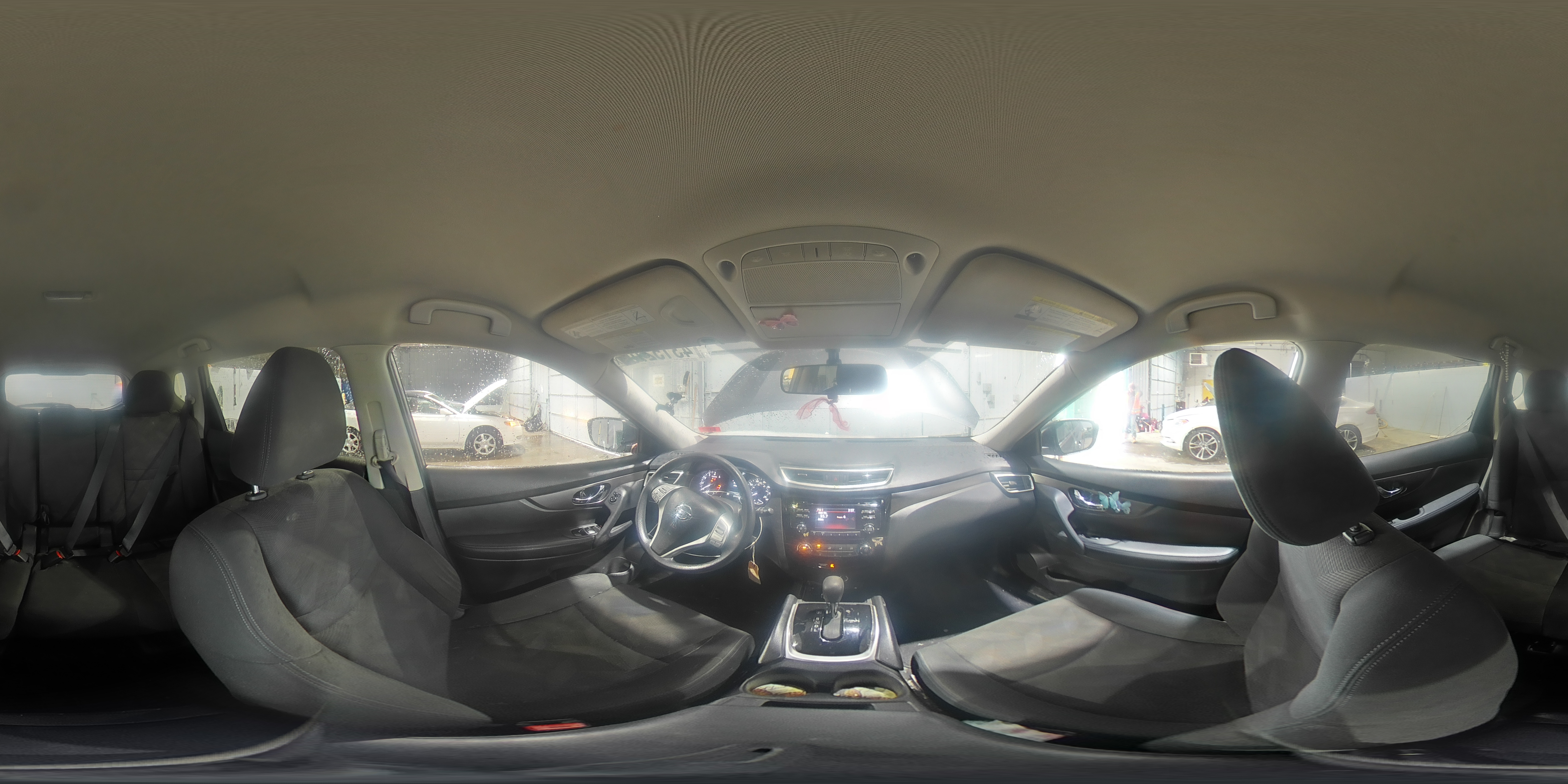 2016 Nissan Rogue - Image 14