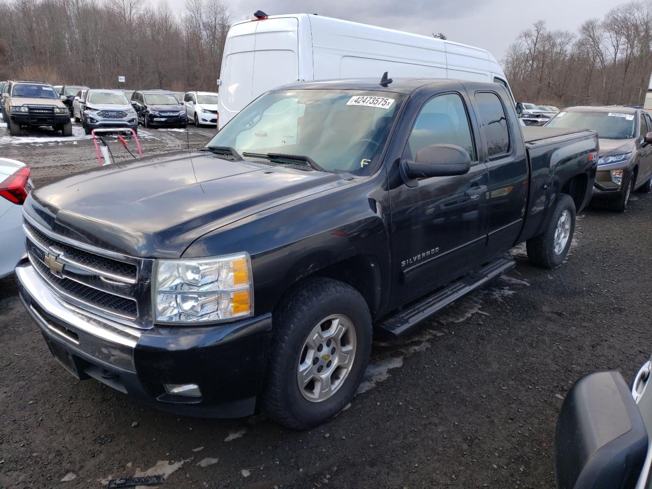 2009 Chevrolet Silverado - Image 1