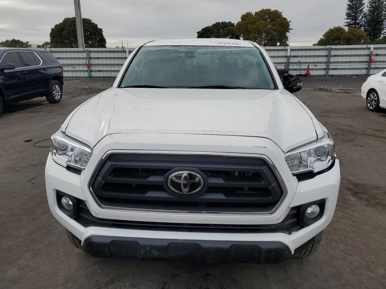 2022 Toyota Tacoma - Image 5