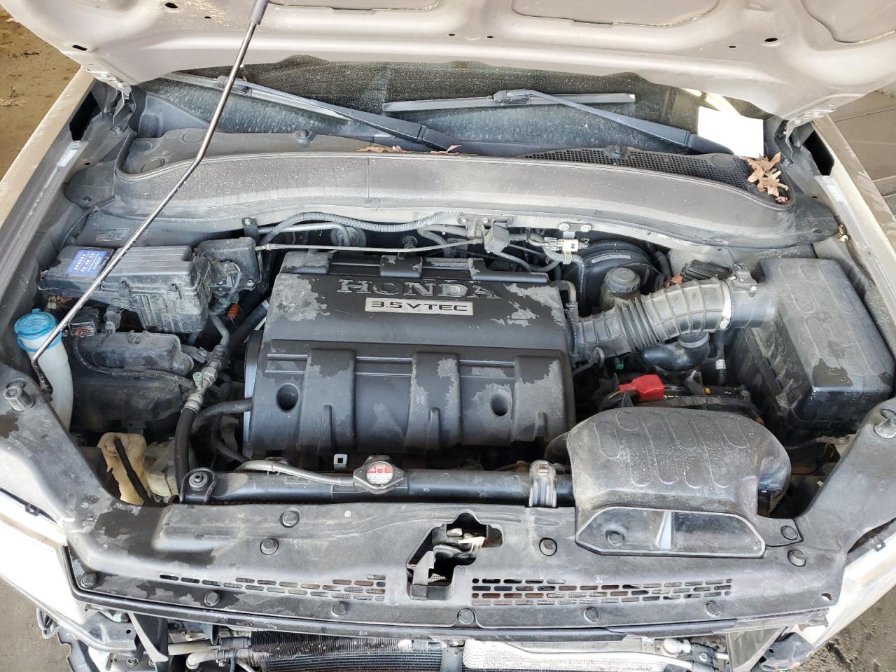 2010 Honda Ridgeline - Image 12