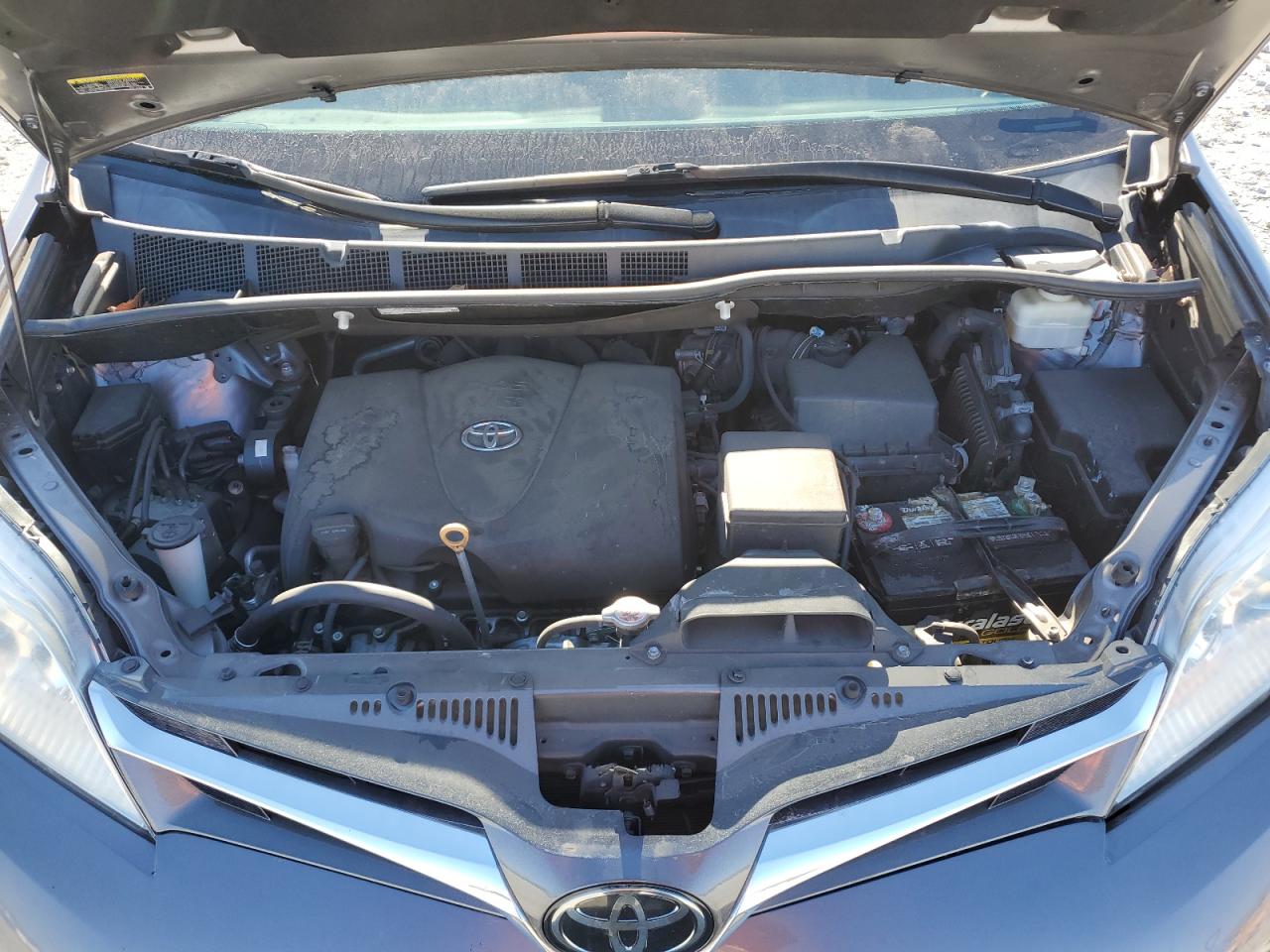 2020 Toyota Sienna - Image 14