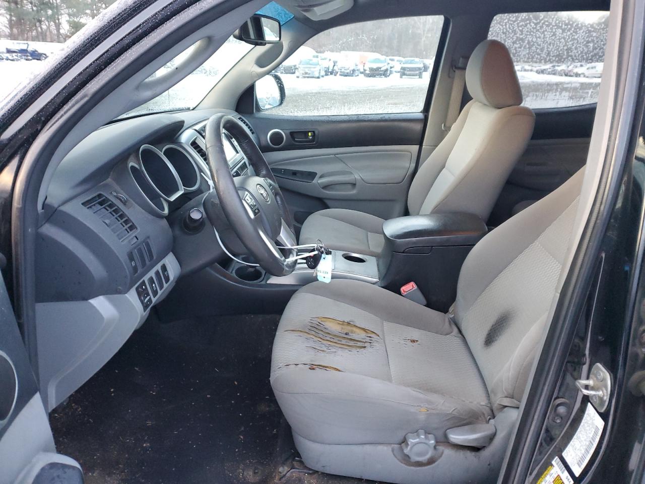 2013 Toyota Tacoma - Image 7