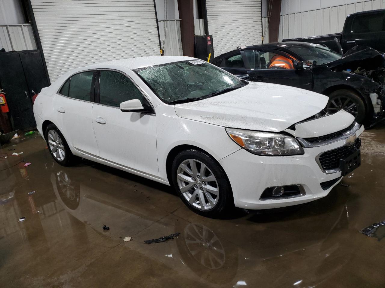 2015 Chevrolet Malibu - Image 4