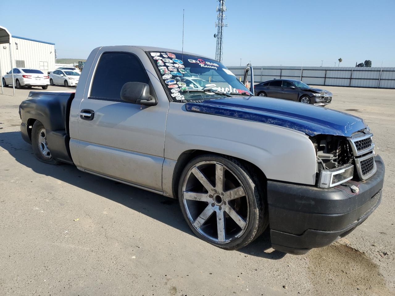 2007 Chevrolet Silverado - Image 4