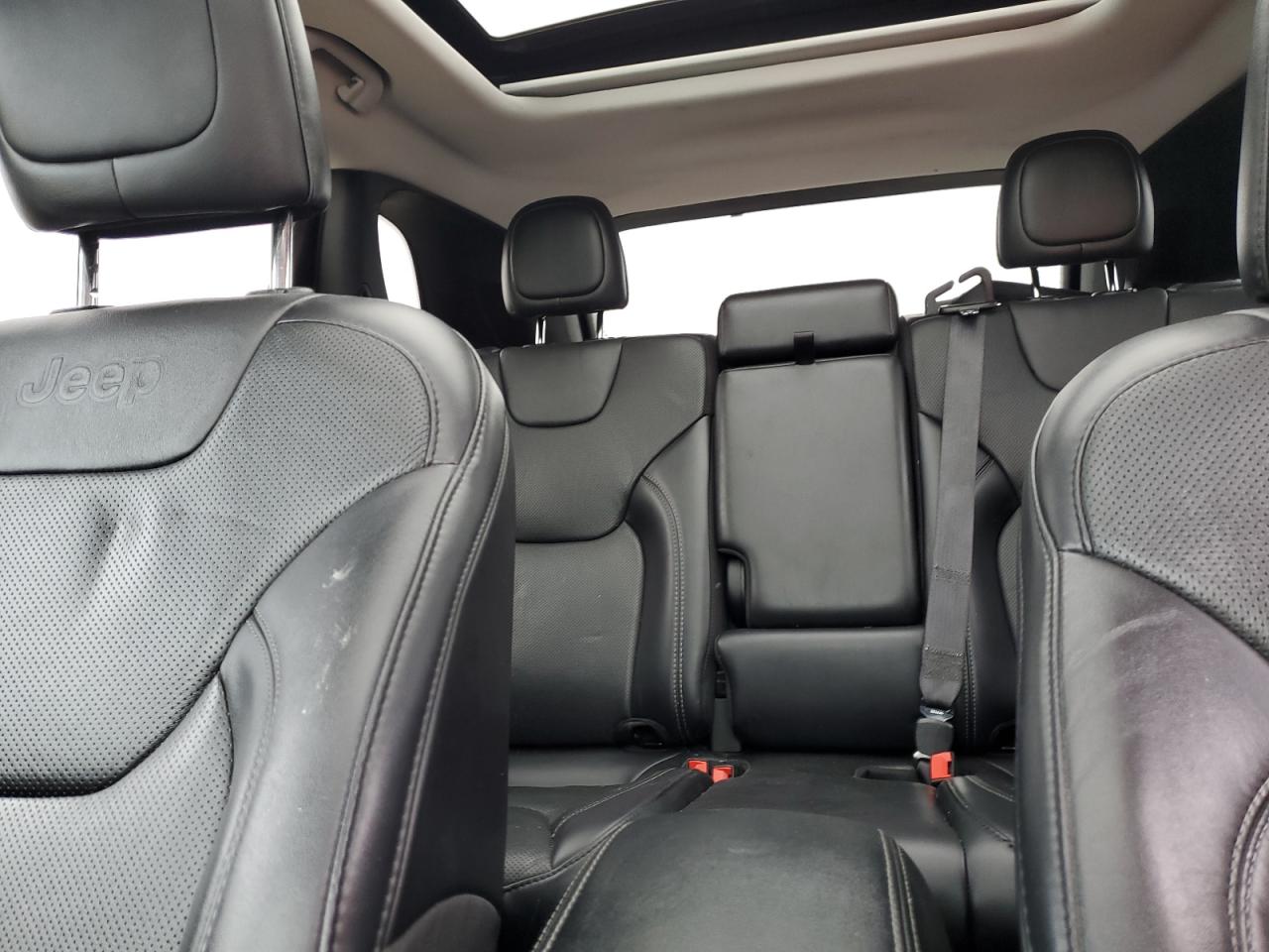 2021 Jeep Grand Cherokee - Image 10
