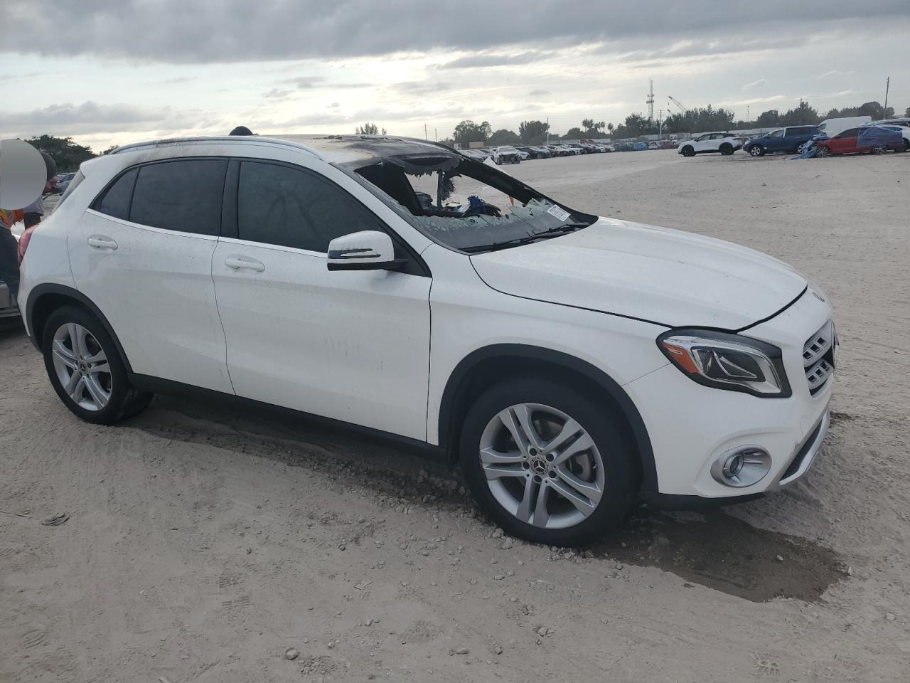 2020 Mercedes-Benz GLA-klasse - Image 4