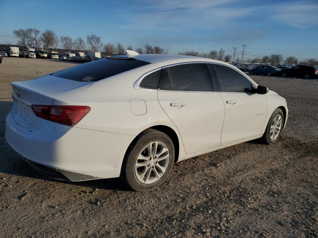 2018 Chevrolet Malibu - Image 3