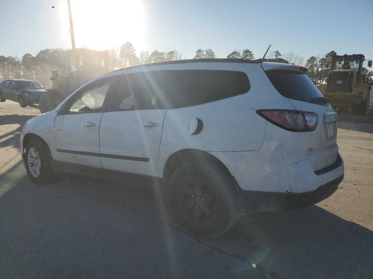 2016 Chevrolet Traverse - Image 2