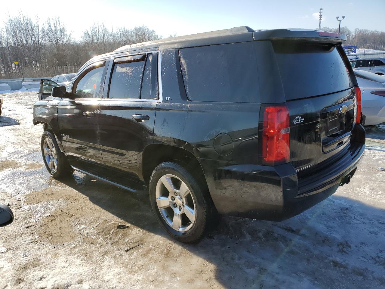 2015 Chevrolet Tahoe - Image 2