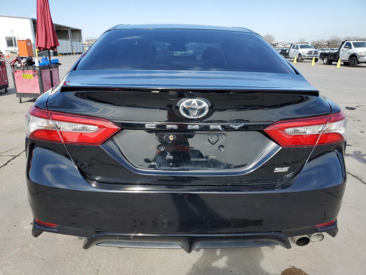 2018 Toyota Camry - Image 6