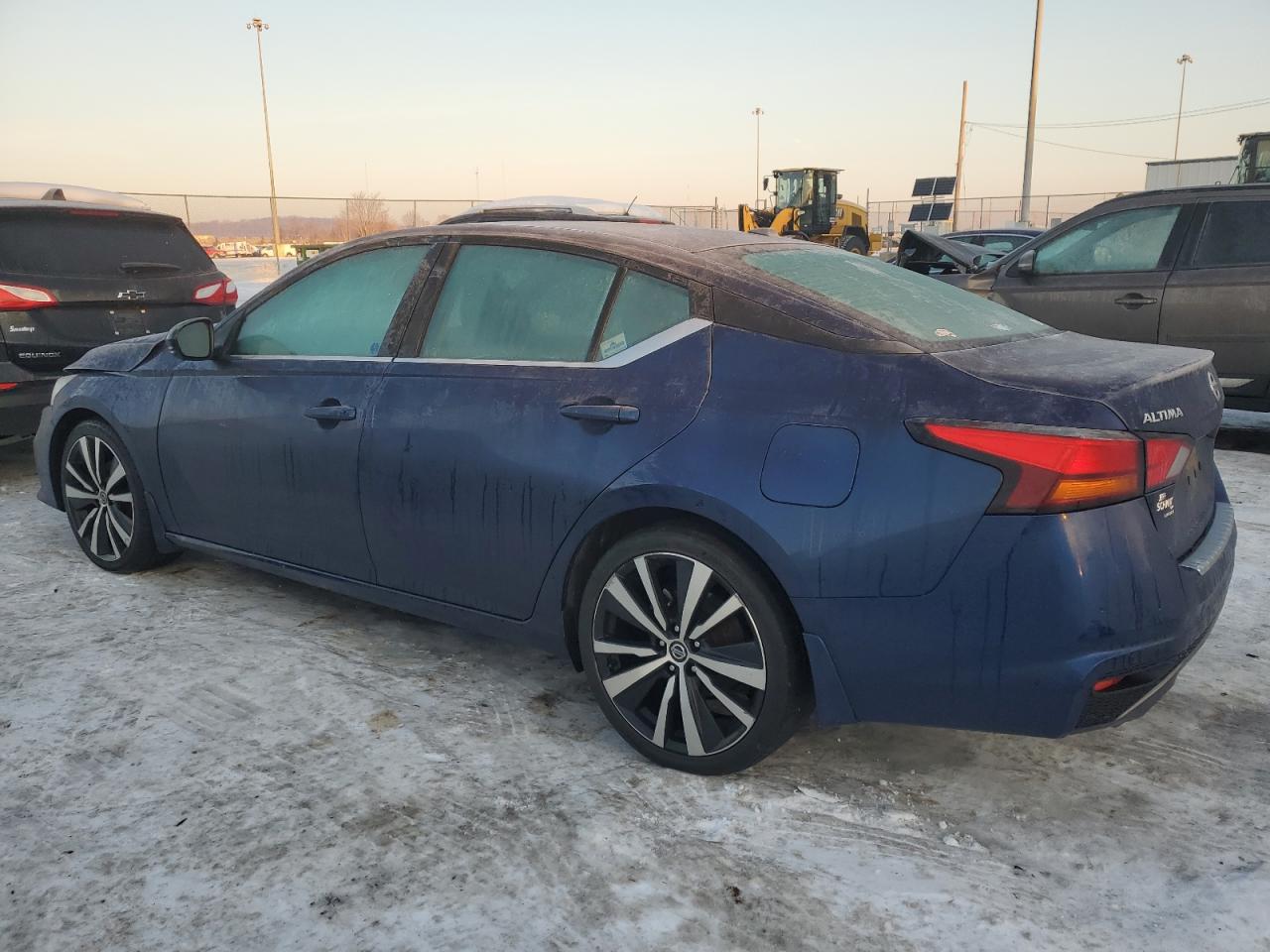 2021 Nissan Altima - Image 2