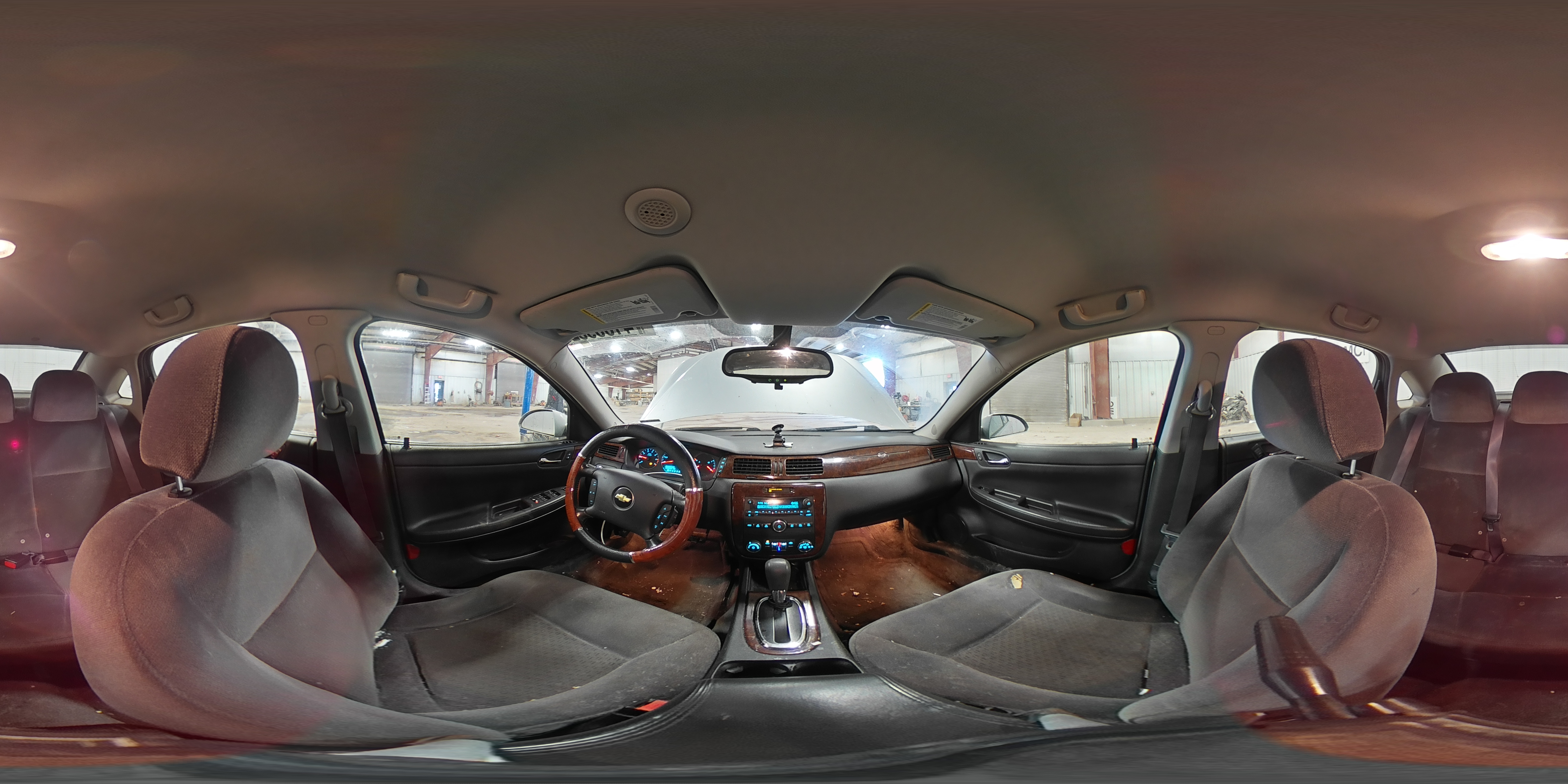 2011 Chevrolet Impala - Image 13