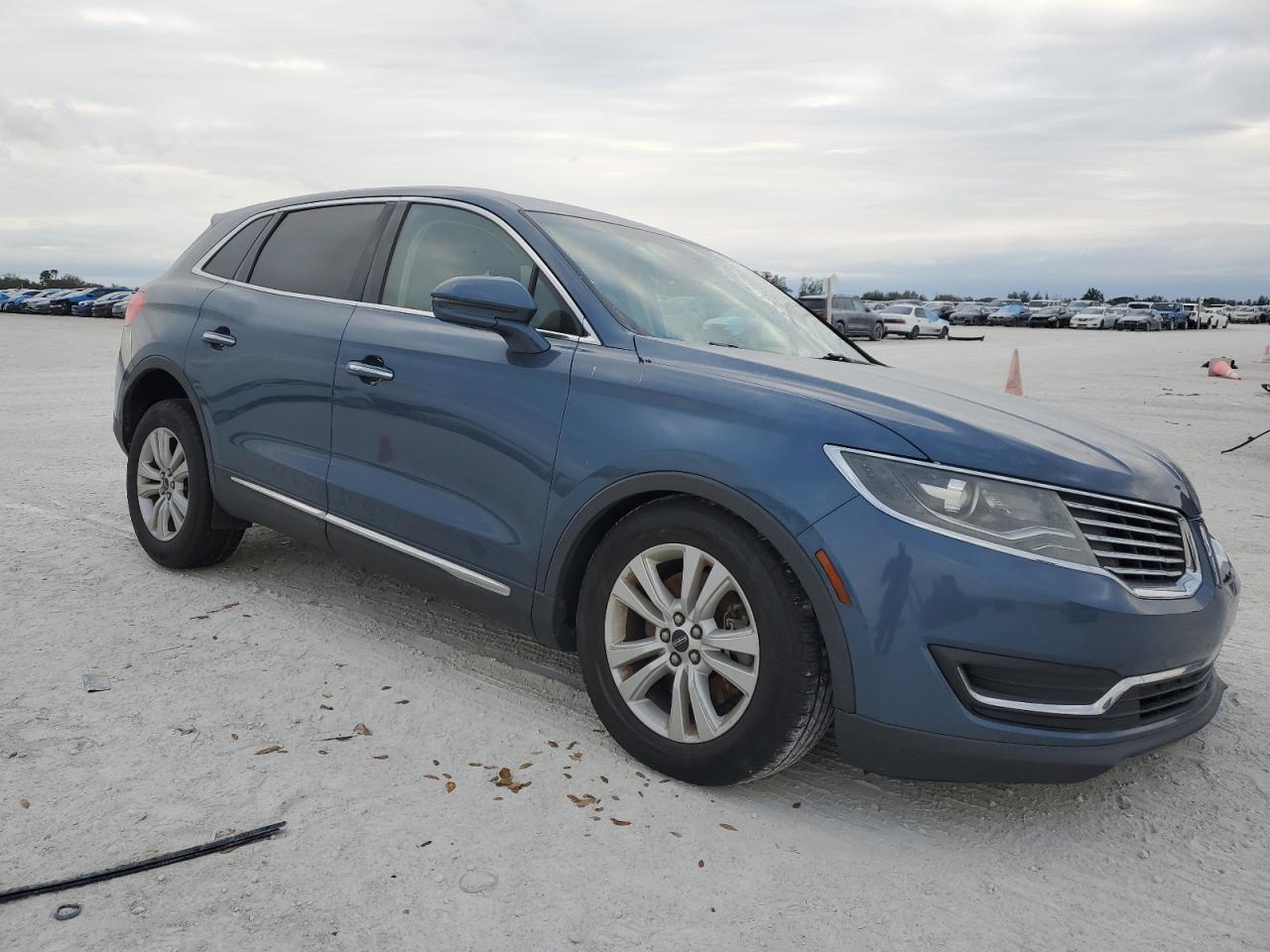 2018 Lincoln MKX - Image 4
