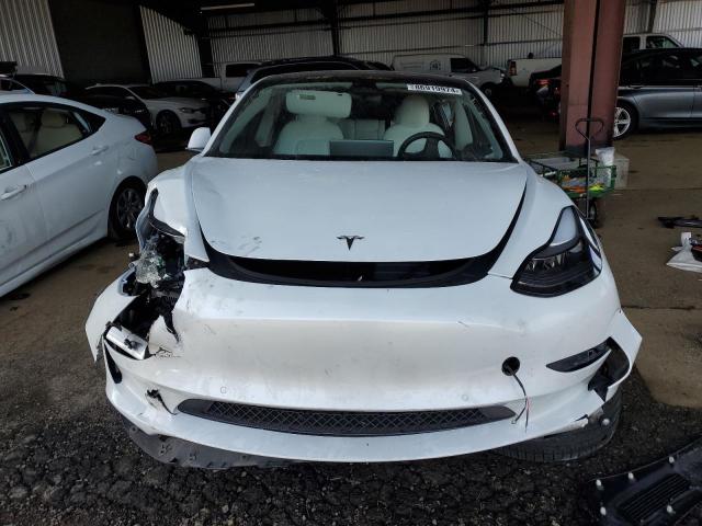  TESLA MODEL 3 2021 Biały