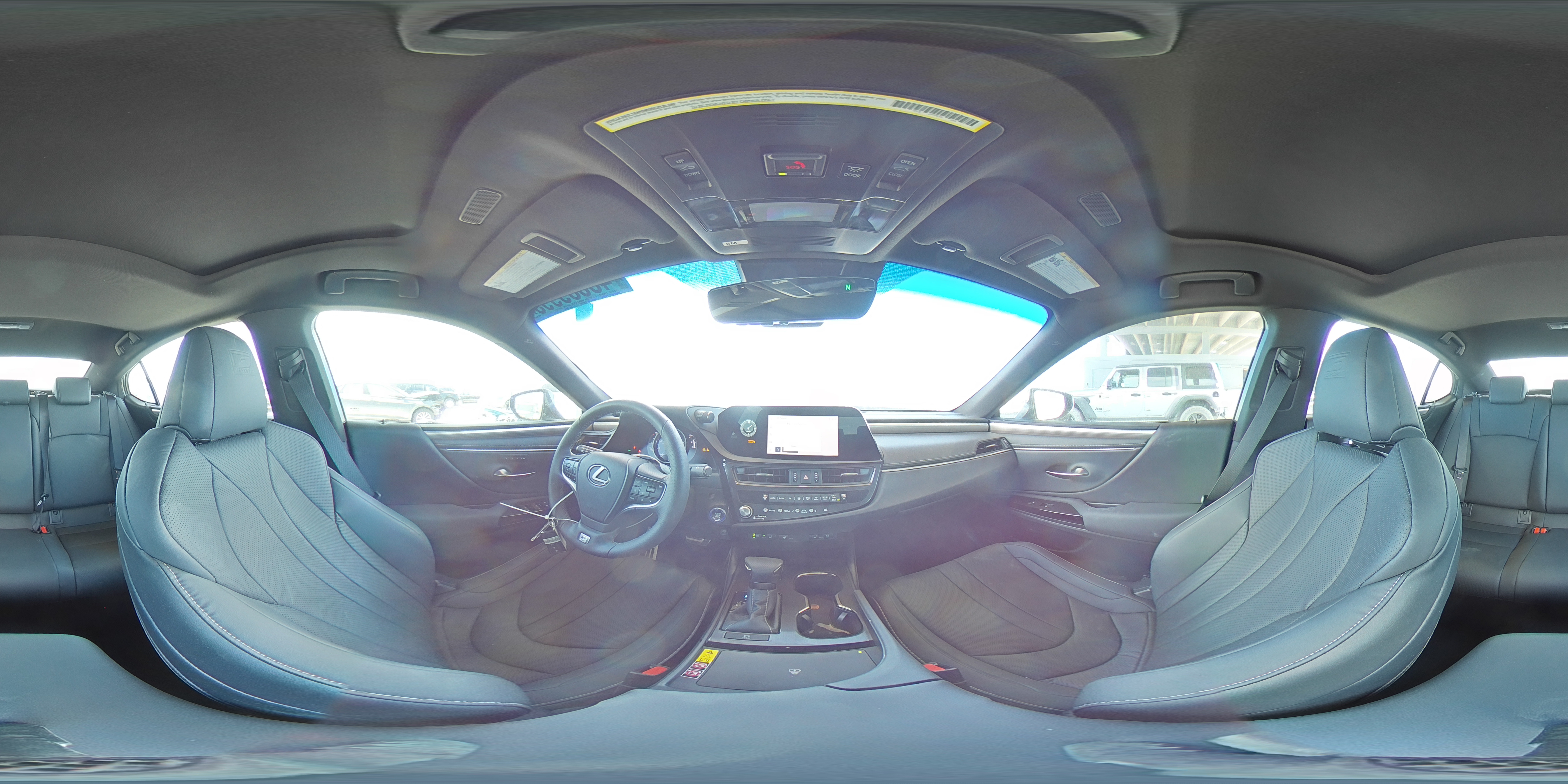 2024 Lexus ES - Image 14