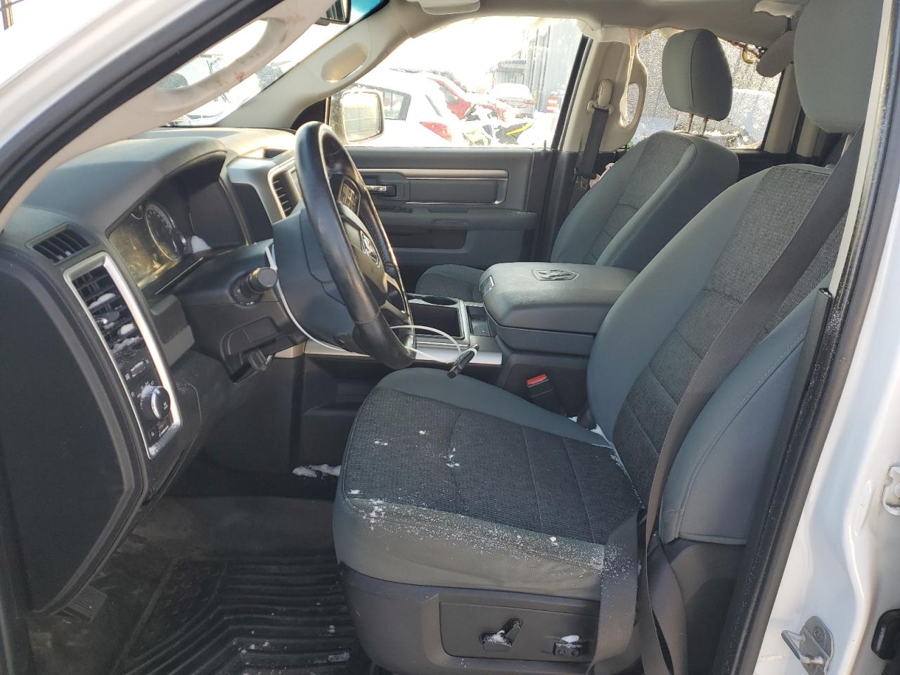 2014 RAM 1500 - Image 7