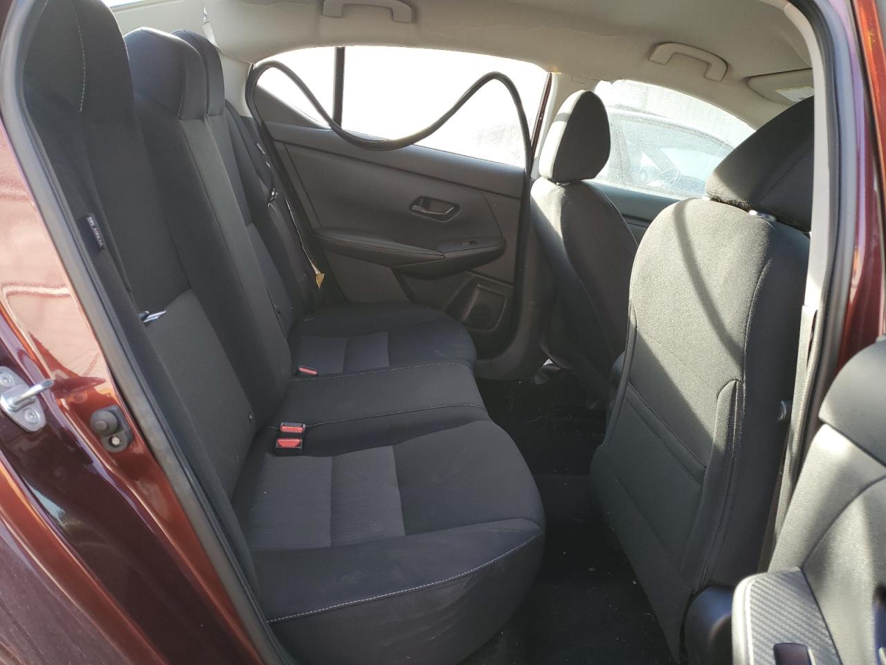 2024 Nissan Sentra - Image 10