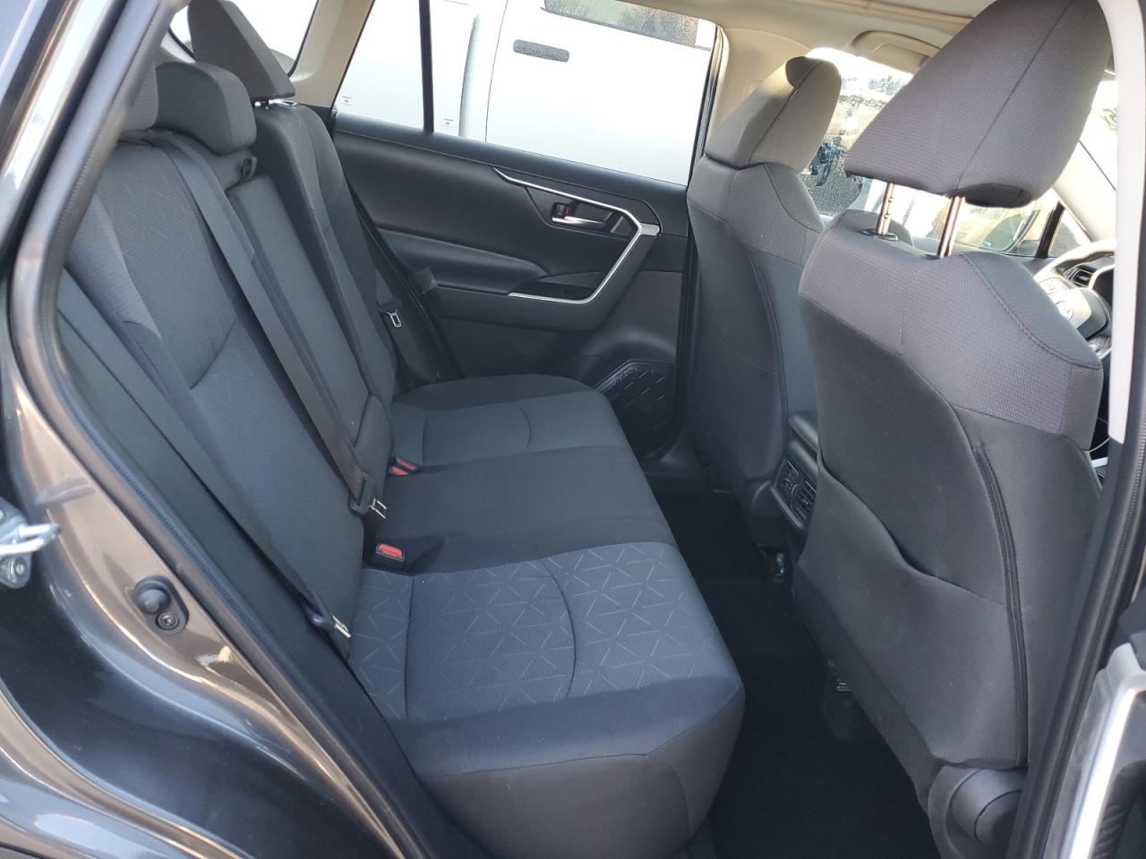 2024 Toyota RAV 4 - Image 11