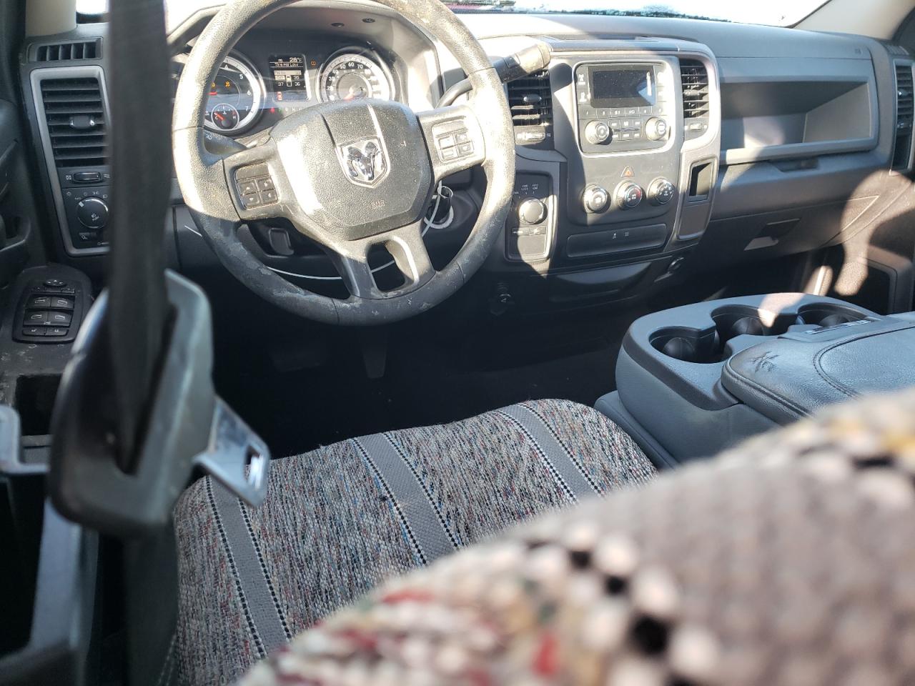 2014 RAM 1500 - Image 8