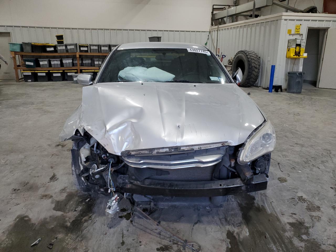 2012 Chrysler 200 - Image 5