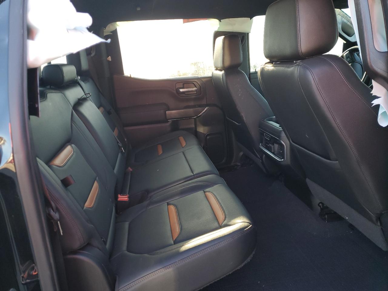 2019 GMC Sierra - Image 11