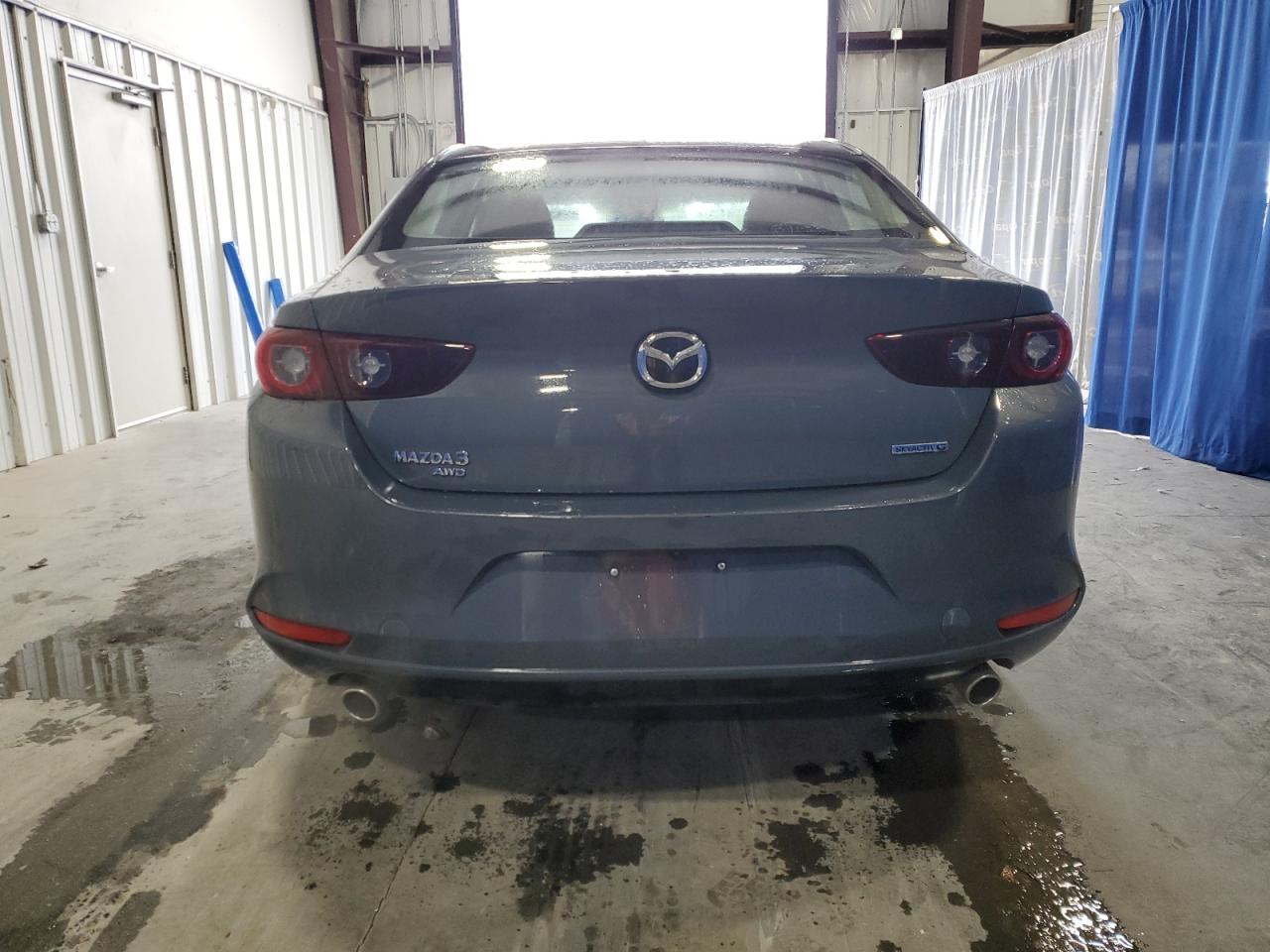 2024 Mazda 3 Preferred VIN: 3MZBPBCM2RM411132 Lot: 88946555