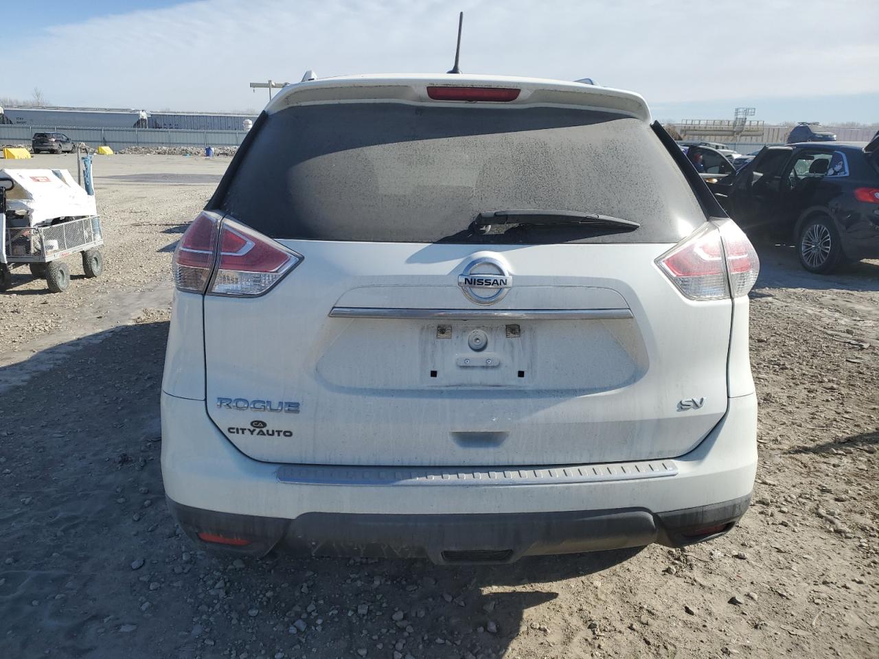 2015 Nissan Rogue - Image 6
