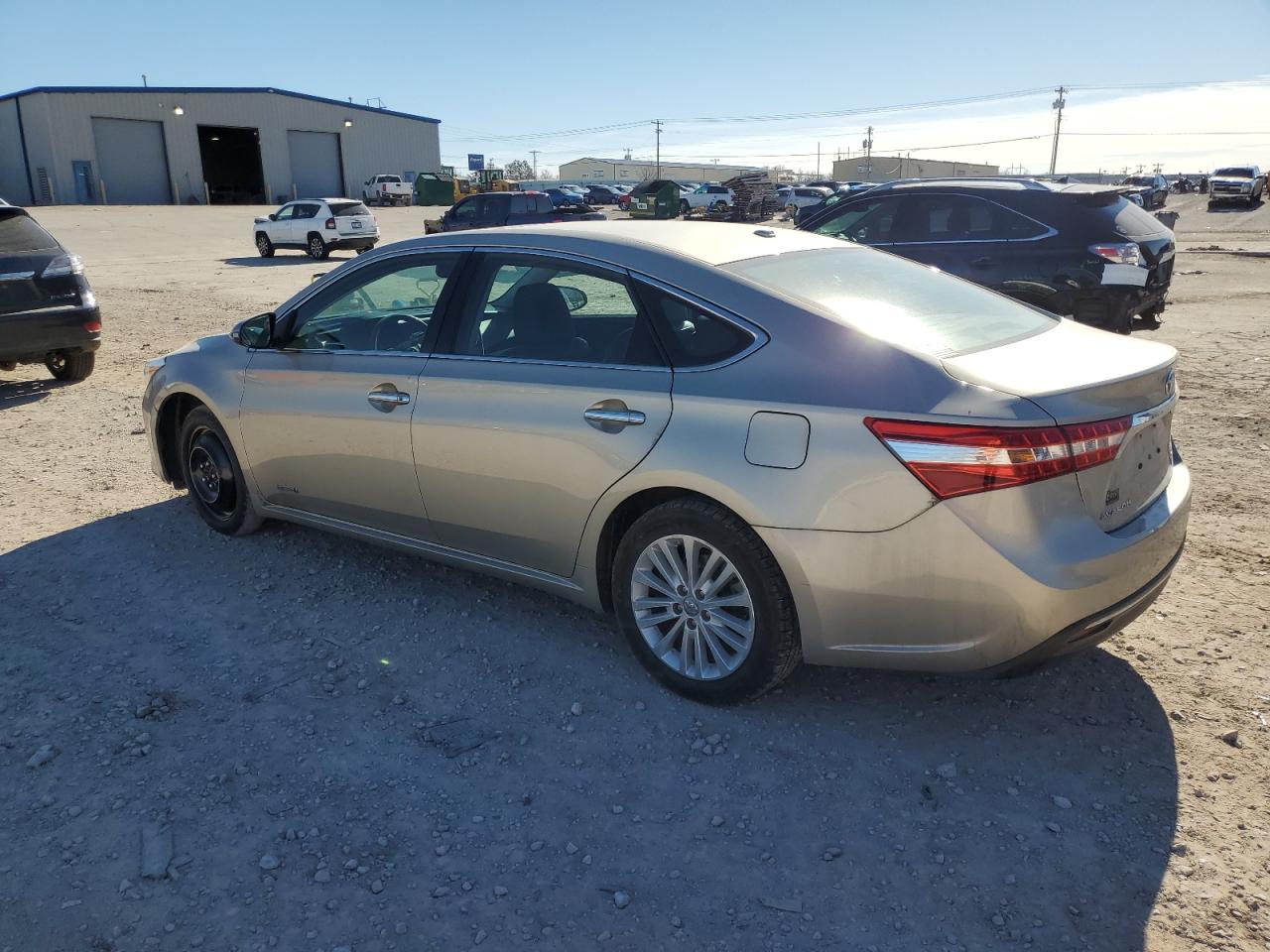 2014 Toyota Avalon - Image 2