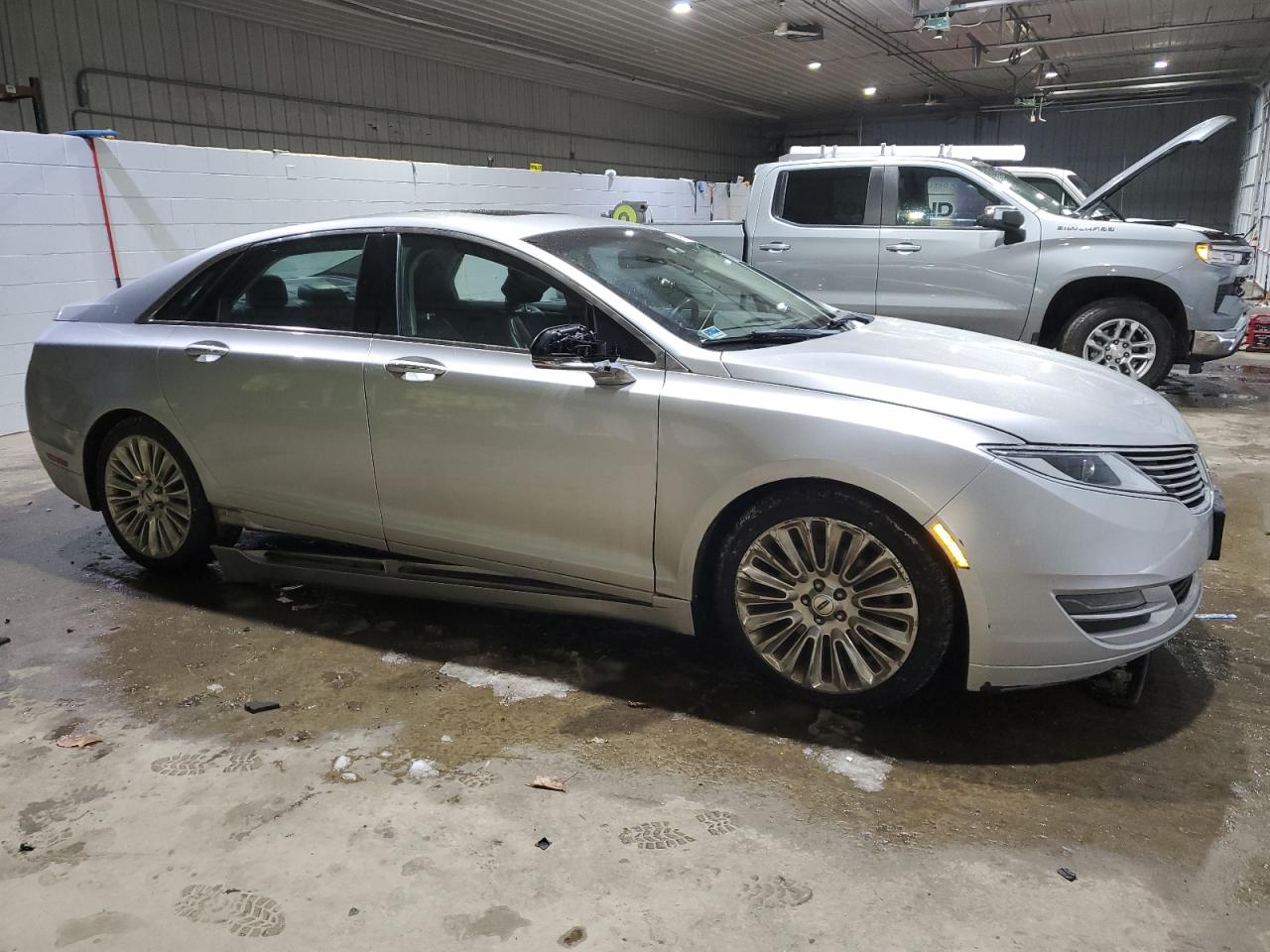 2013 Lincoln MKZ - Image 4