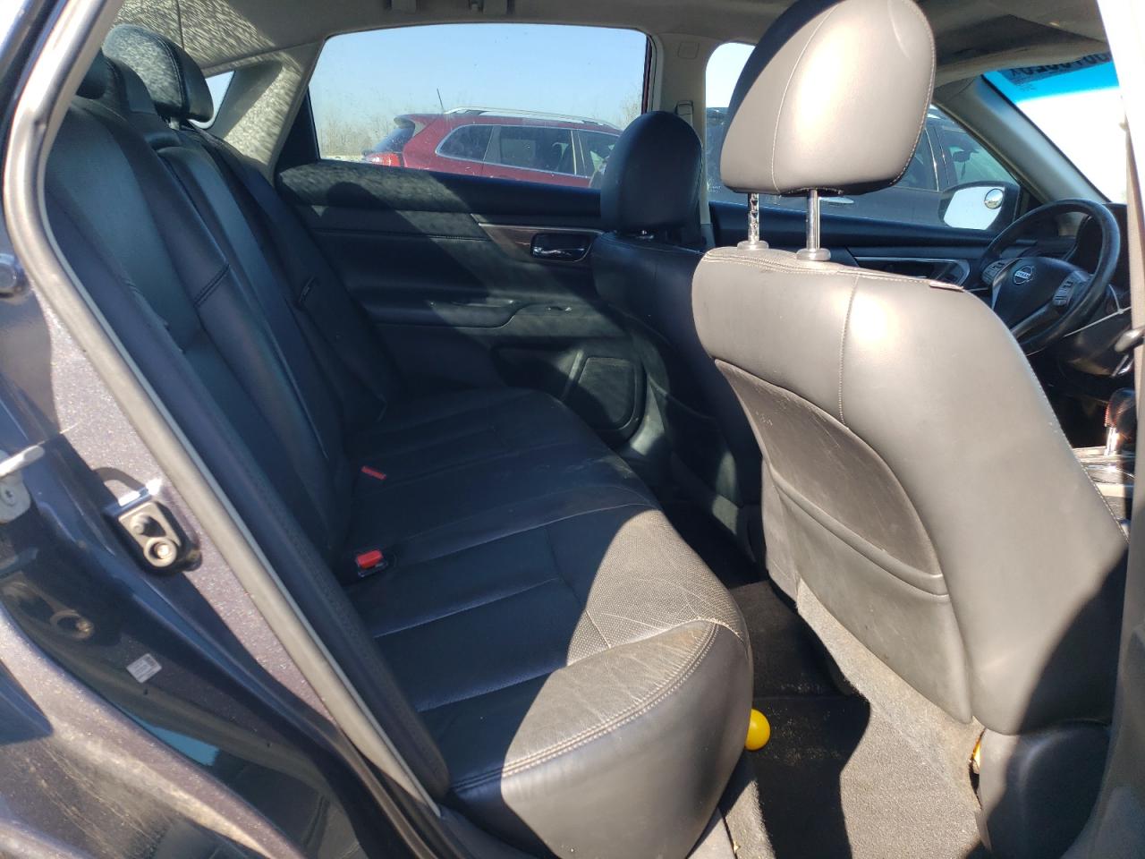 2013 Nissan Altima - Image 10