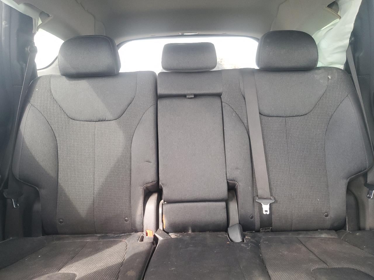 2019 Hyundai Santa Fe - Image 10