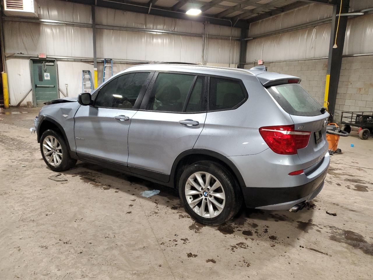 VIN 5UXWX9C59D0A23463 2013 BMW X3 no.2