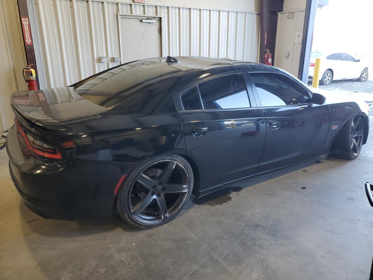 2016 Dodge Charger - Image 3