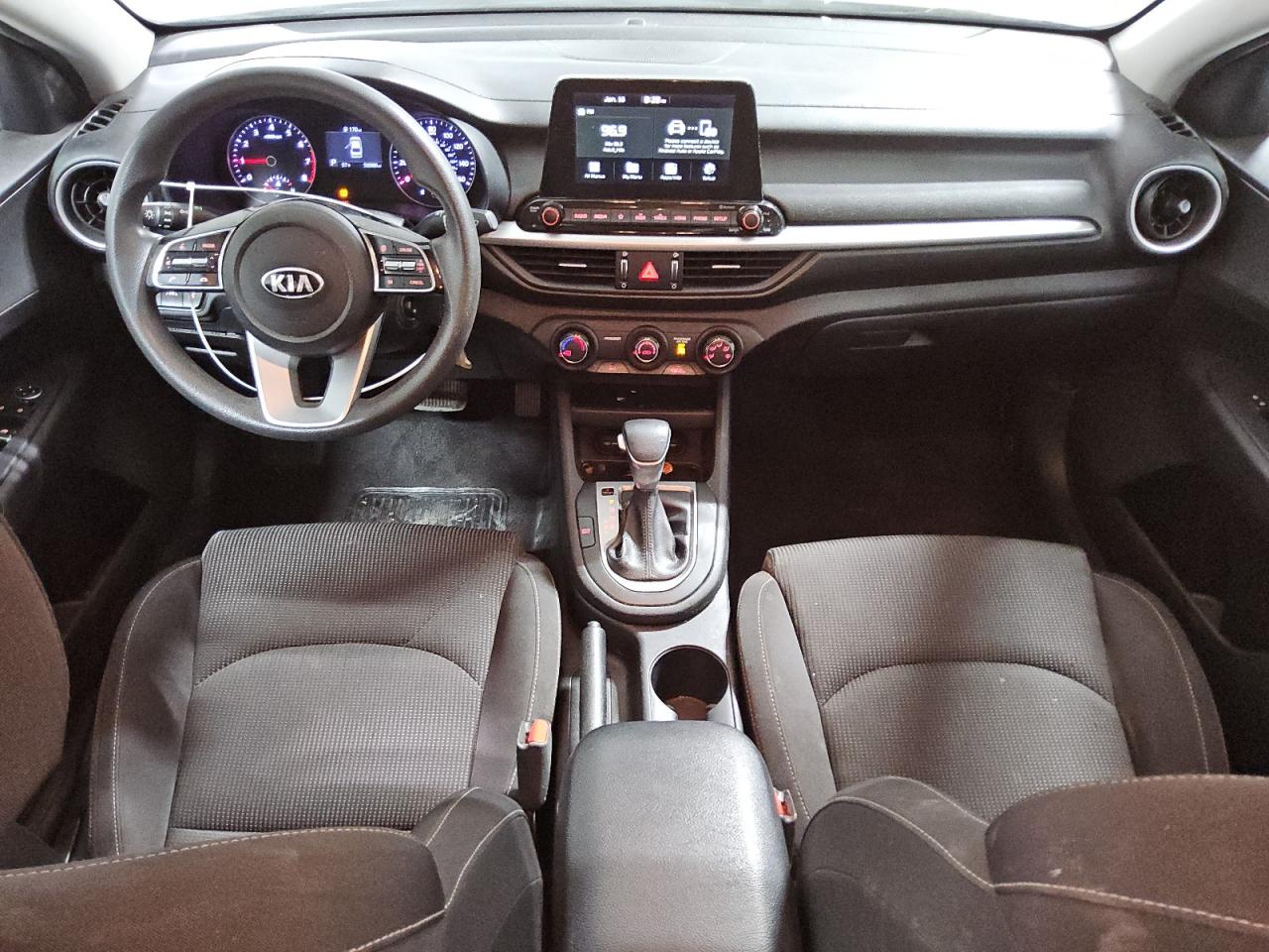 2021 Kia Forte - Image 8