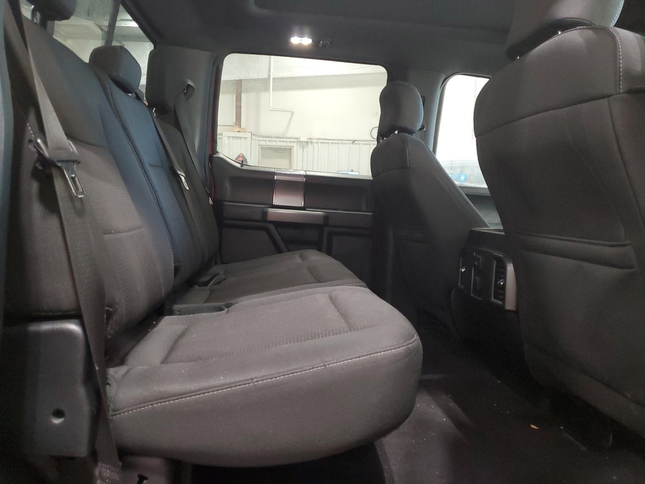 2016 Ford F-150 - Image 10