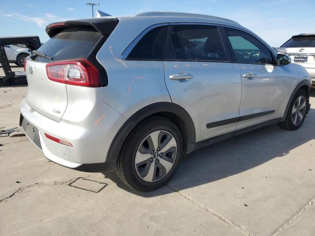  KIA NIRO 2018 Srebrny