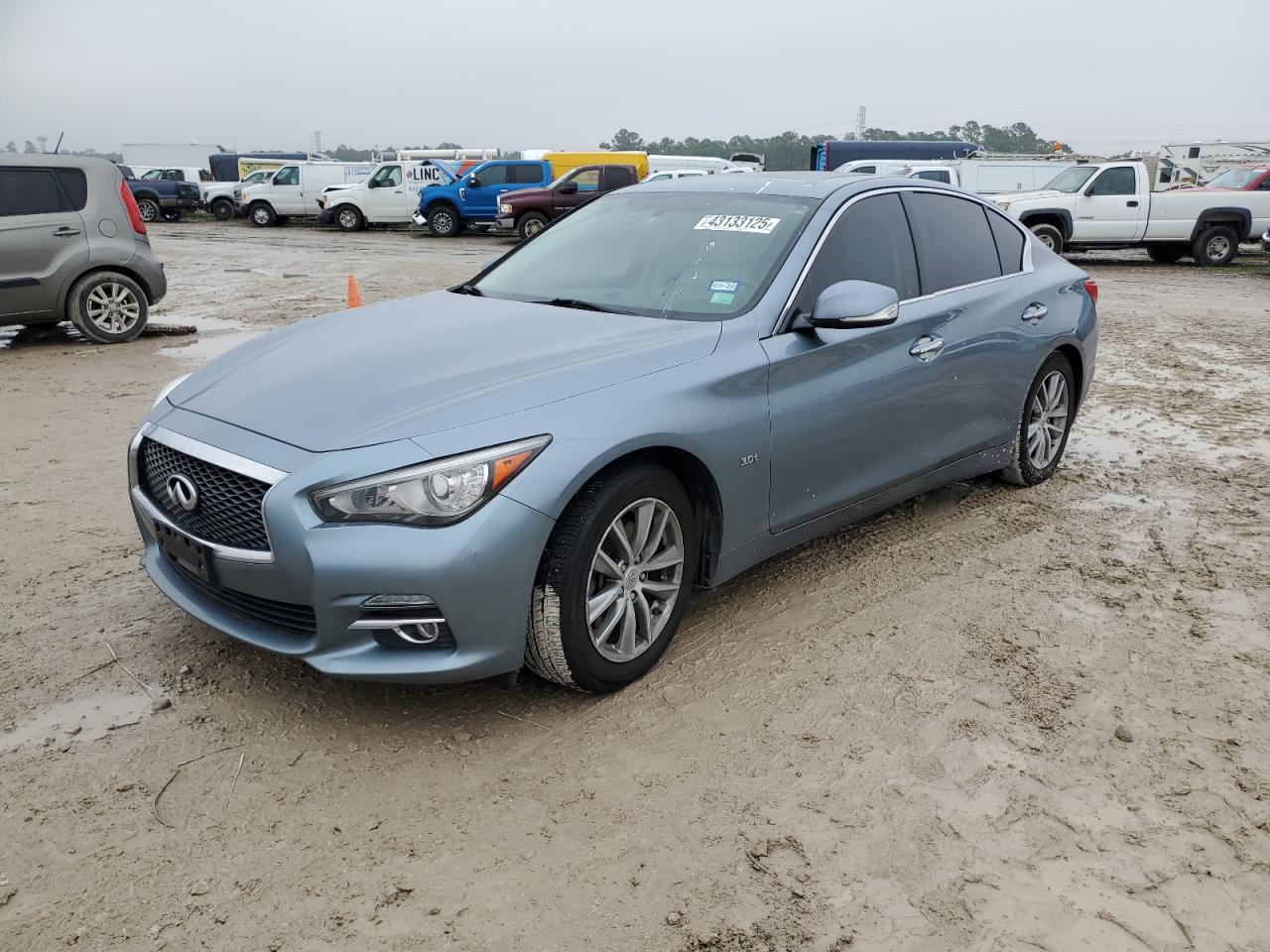 2017 Infiniti Q50 - Image 2