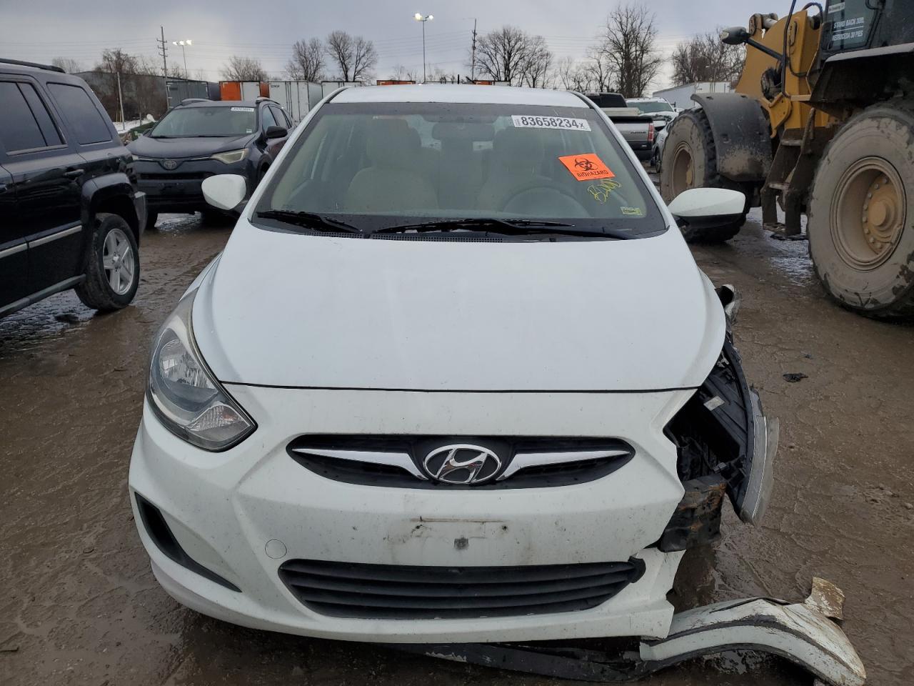 2014 Hyundai Accent - Image 5