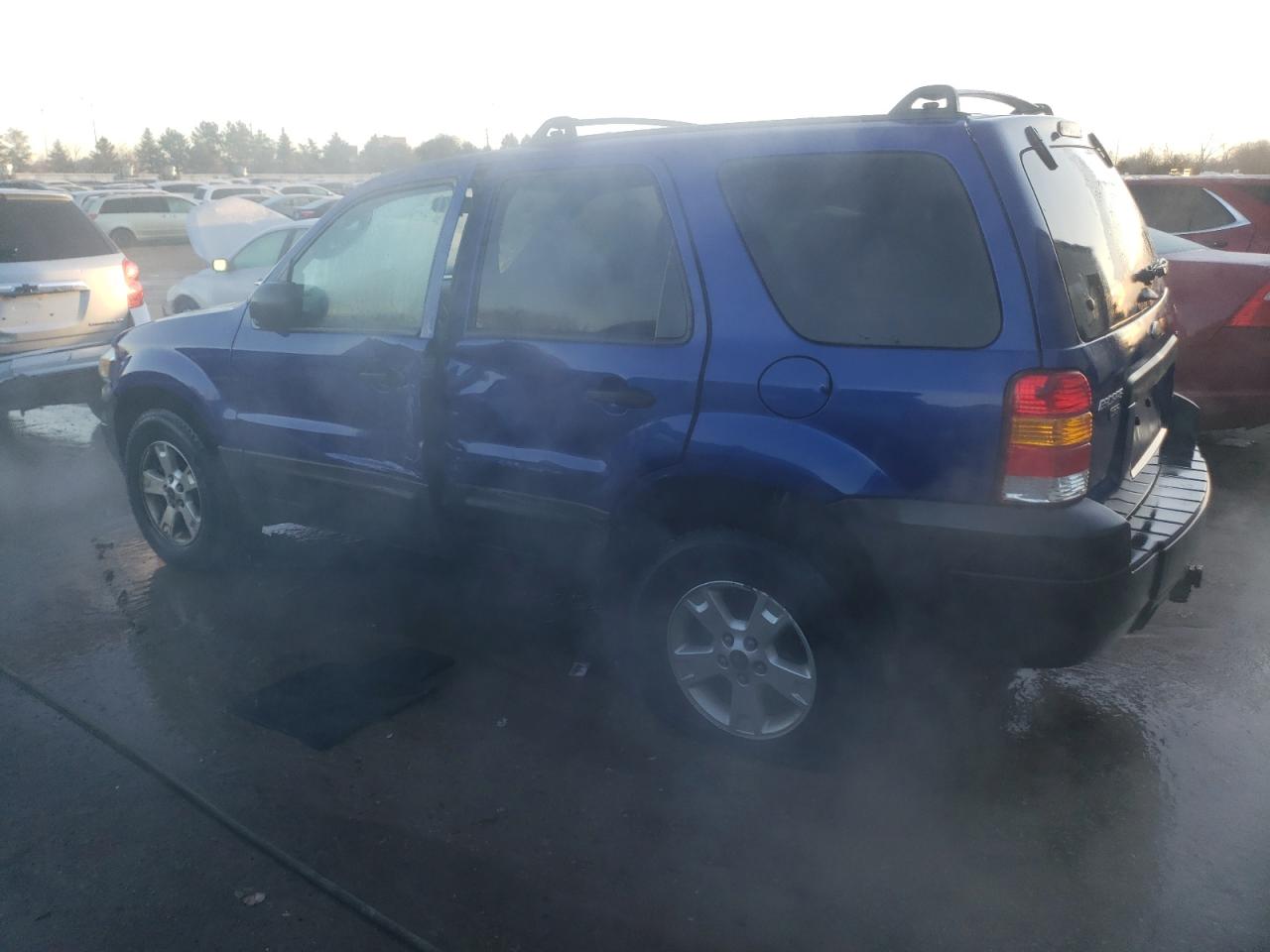 2006 Ford Escape - Image 2