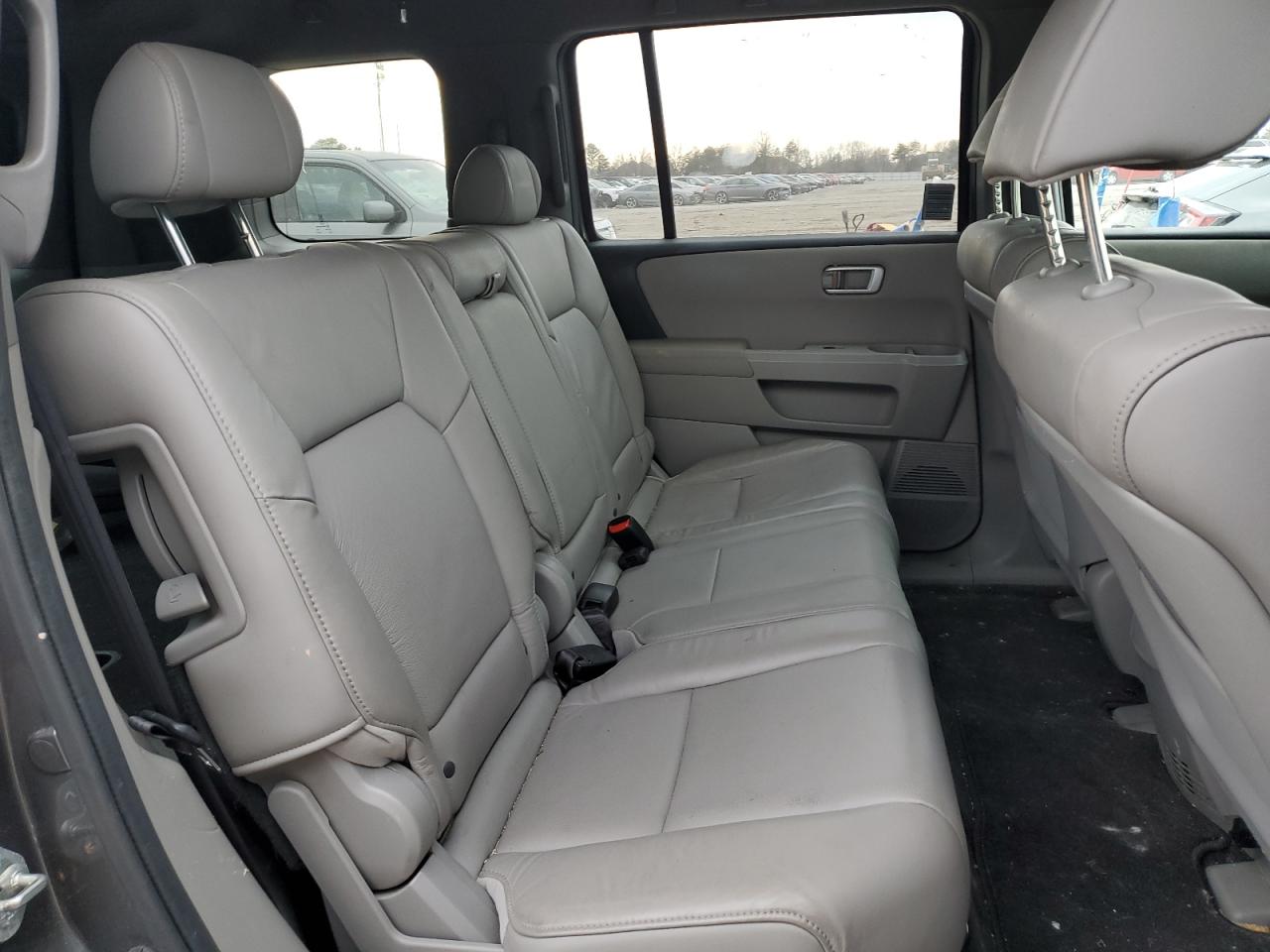 2011 Honda Pilot - Image 11