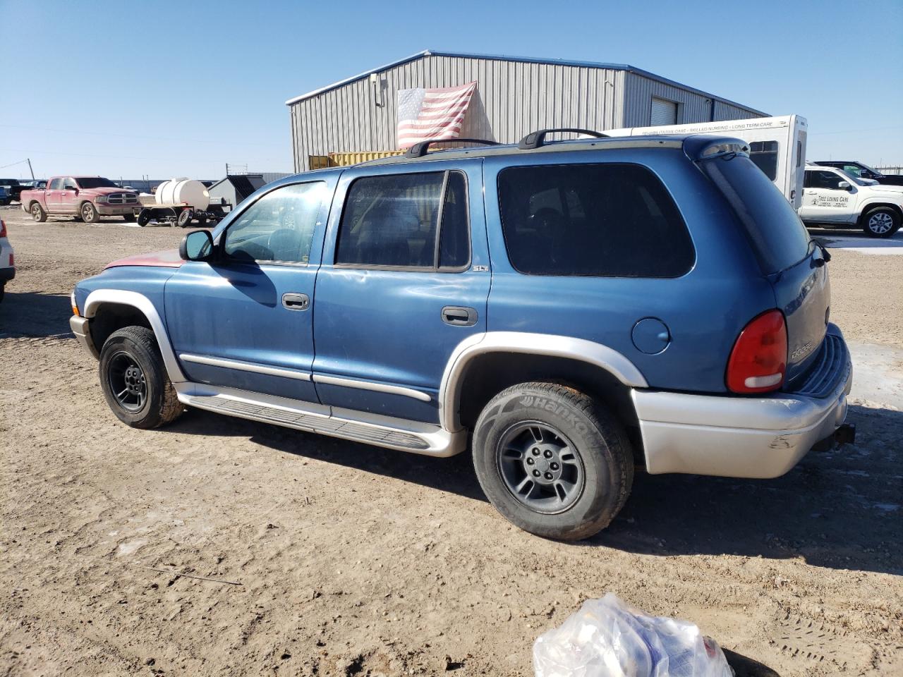 2002 Dodge Durango - Image 2