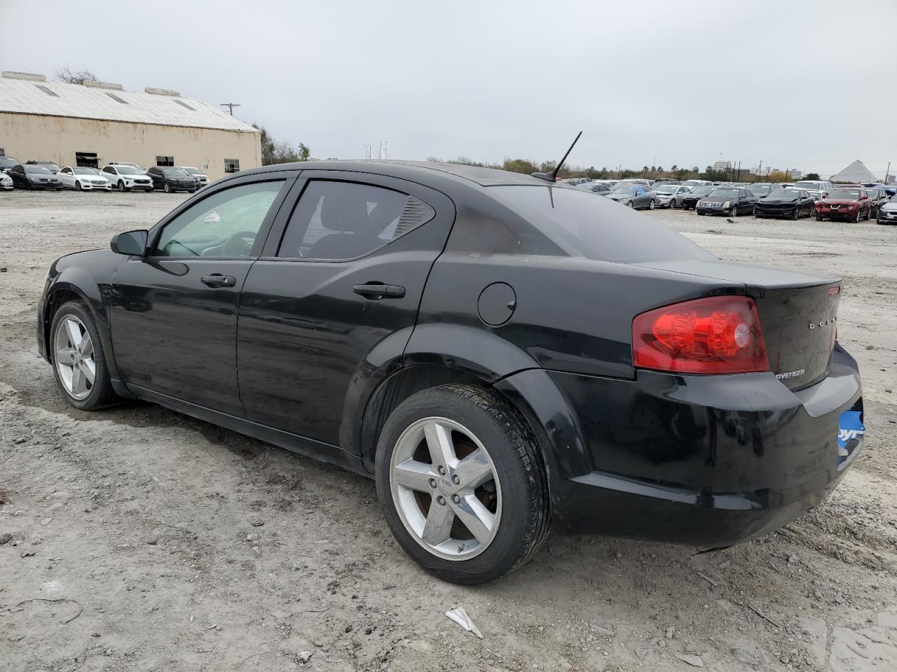 VIN 1C3CDZAB7DN657901 2013 DODGE AVENGER no.2