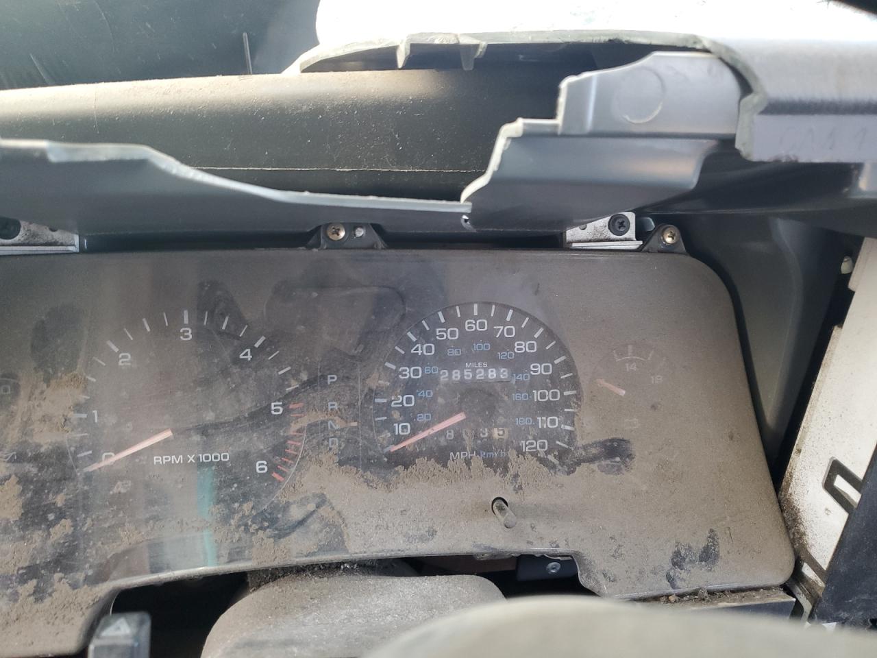 1997 Dodge RAM - Image 9