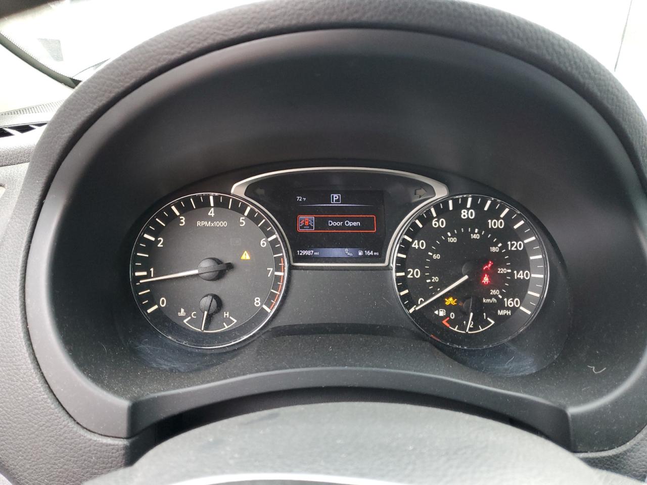 2018 Nissan Altima - Image 9