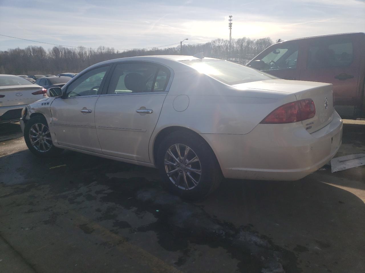 2009 Buick Lucerne - Image 3